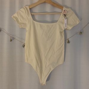 ✨NWT✨ FOREVER 21 bodysuit